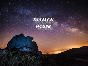 Dolmen House, Montalbano Di Elicona